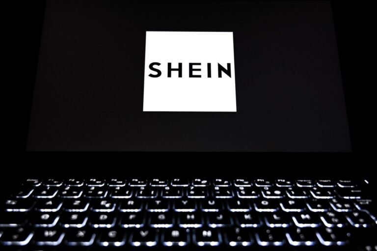 Shein continues to pursue IPO