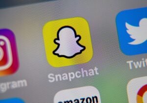 Snapchat introduces ads to the Chat tab!